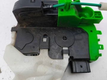 HYUNDAI I40 2012 PRAVÁ STRANA ZÁMEK DVEŘE ZADNÍCH