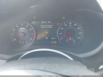 Kia Stinger Liftback 2.0 T-GDI 255KM 2018 Kia Stinger Premium 2018 2.0 Benzyna 255KM, zdjęcie 10