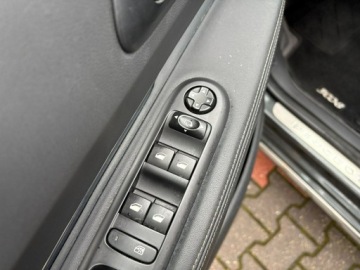 Peugeot 3008 I Crossover Facelifting 1.6 BlueHDi 120KM 2016 Peugeot 3008 1.6 HDI 120 KM Półskóry Panorama, zdjęcie 12