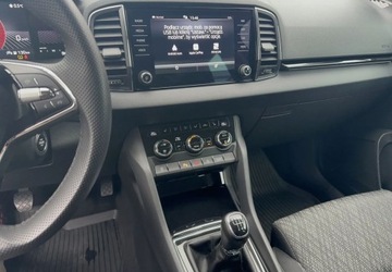 Skoda Karoq Crossover Facelifting 1.5 TSI ACT 150KM 2023 Skoda Karoq 1.5 TSI ACT 6 bieg. manual Style 1.5 Benzyna 150KM, zdjęcie 18