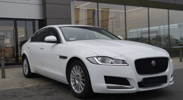 Jaguar XF II Sedan 2.0 i4D 180KM 2018 Jaguar XF 2.0 Diesel 180KM, zdjęcie 5