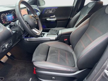 Mercedes GLB SUV 1.3 200 163KM 2025 Mercedes-Benz GLB 200 200 Pakiet AMG, zdjęcie 16