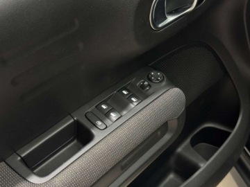 Citroen C3 Aircross  I Crossover 1.2 PureTech 110KM 2021 Citroen C3 Aircross Shine CarPlayAndroid Auto Nawigacja LED Lane Assist, zdjęcie 18