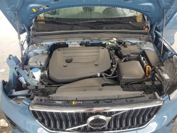 Volvo XC40 2023 Volvo XC 40 Plus 2023 2.0l 2.0 Benzyna 194KM, zdjęcie 6