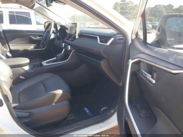 Toyota RAV4 V 2022 Toyota RAV4 XLE Premium 2022 2.5l 2.5 Benzyna 203KM, zdjęcie 9