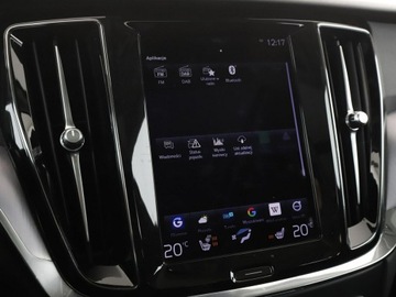 Volvo V60 II  Kombi Plug-in 2.0 T6 Plug-In Hybrid 341KM 2020 Volvo V60 Inscription Expression PHEV AWD T6, zdjęcie 25