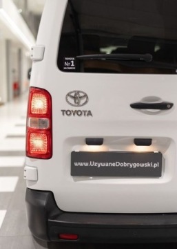 Toyota 2022 Toyota Proace Verso Proace Verso 9 osobowy 2.0 D-4D Long 2,8t 2.0 Diesel, zdjęcie 30