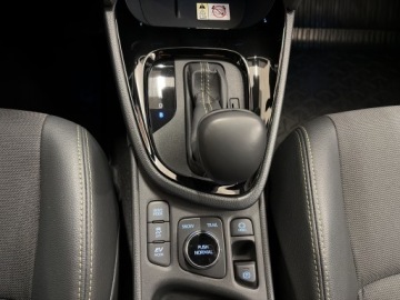 Toyota Yaris IV Cross 1.5 Hybrid 116KM 2022 Toyota Yaris Cross Hybrid 1.5 Adventure 4x4 Toyota, zdjęcie 18