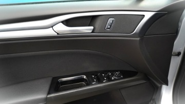 Ford Mondeo V Kombi 2.0 TDCi 150KM 2017 FORD MONDEO MODEL MK5 2.0L Diesel 150KM 2017r, zdjęcie 32