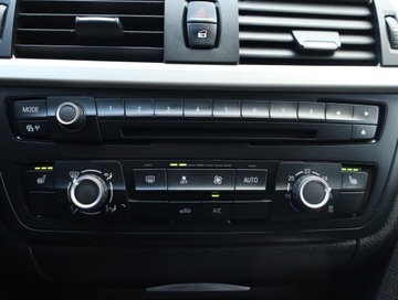 BMW Seria 3 F30-F31-F34 2013 BMW 3 318 d, Skóra, Xenon, Bi-Xenon, Klima, zdjęcie 12