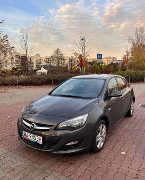 Opel Astra J GTC 1.4 Turbo ECOTEC 120KM 2013 Opel Astra 1.4B 120Ps PolSkora Klimatronik Podgrzewana kierownicafotele 1