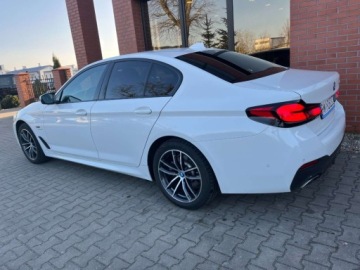 BMW Seria 5 G30-G31 2022 BMW Seria 5 2.0 hybryda Plug in automat M pakiet zarej w PL zamiana, zdjęcie 2