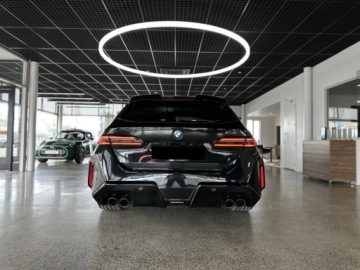 BMW Seria 5 G90-91 M Touring 4.4 V8 727KM 2025 BMW Seria 5 Touring M5 Combi 4.4 (727KM) 2025, zdjęcie 4