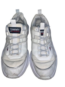 Buty sneakersy TOMMY JEANS beżowy 39
