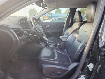 Jeep Cherokee V 2019 Jeep Cherokee 2019 r. ,3,2L LIMITED 3.2 Benzyna 271KM, zdjęcie 8