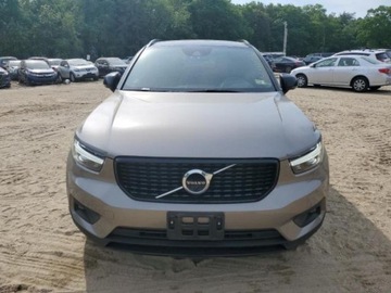 Volvo XC40 2022 Volvo XC 40 2022r, R-Design, 2.0L, 4x4 2.0 Benzyna 252KM, zdjęcie 4