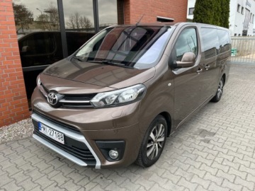 Toyota 2021 Toyota Proace Verso 2.0 diesel 177 KM automat 8 miejsc zadbany mozliw
