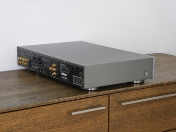 YAMAHA DVD-S1700 титан – DVD/CD/MP3/SACD/DVDA-плеер