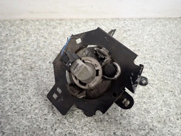 MITSUBISHI GRANDIS 03-11 HALOGEN PŘEDNÍ PRAVÝ SVĚTLO