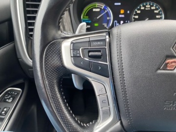 Mitsubishi Outlander III SUV PHEV Facelifting 2020 2.4 PHEV 224KM 2021 Mitsubishi Outlander HYBRYDA PHEV AUTOMAT NAWIGACJA LEDY KAMERA SKORY 4X4, zdjęcie 22