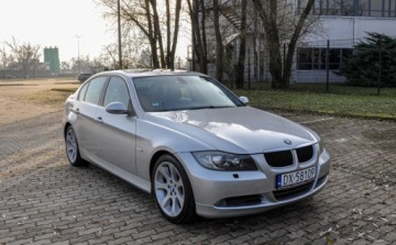 BMW Seria 3 E90-91-92-93 Limuzyna E90 325i 218KM 2008 BMW Seria 3 2,5 (218KM) Automat Bezwypadkowa Skory Sportsitze iDrive 2.5, zdjęcie 5
