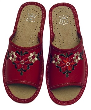 Damskie Pantofle Kapcie Odkryte Haftowane Czerwone Rozmiar 35