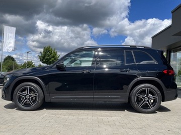 Mercedes GLB SUV 2.0 220d 190KM 2025 MERCEDES-BENZ GLB 220 d 4-Matic AMG Line 2.0 (190KM) 2025, zdjęcie 2
