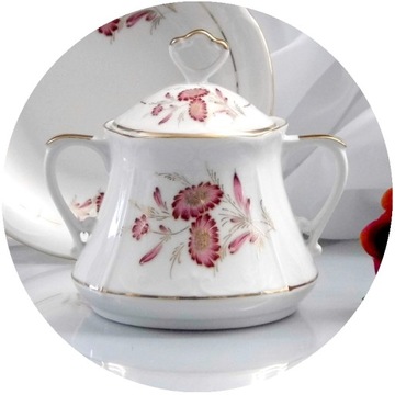 023 KAMELIA CUKIERNICA 035 CHODZIEŻ MALCER