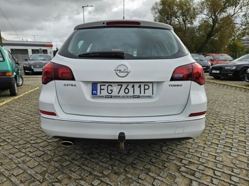 Opel Astra J Sports Tourer 1.4 Turbo ECOTEC 140KM 2012 Opel Astra 1,4 benzyna 140KM zarejestrowany, zdjęcie 16