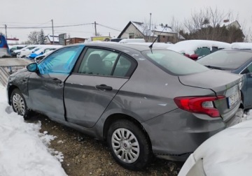 Fiat Tipo II Sedan 1.4 95KM 2020 Fiat Tipo 2020r, Salon Polska. 1.4 LPG. Uszkodzony lewy przod i tyl. 1.4, zdjęcie 2