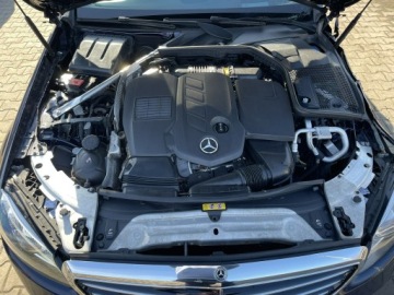 Mercedes Klasa C W205 Limuzyna Facelifting 2.0 300d 245KM 2020 Mercedes C 300 Automat Skóra Podgrzewanie Kamera, zdjęcie 15