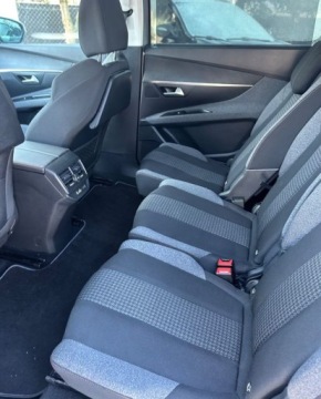 Peugeot 5008 II Crossover 1.6 BlueHDI 120KM 2018 Peugeot 5008 Niemcy,Automat,7 osob,Navi 1.6 Diesel 120KM, zdjęcie 8