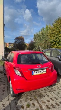 Toyota Yaris III Hatchback 5d 1.0 VVT-i 69KM 2013 Toyota Yaris III van (2-miejscowy z homologacją ciężarową) 2013r 1.0 benz., zdjęcie 1