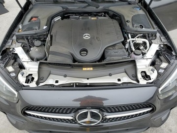 Mercedes Klasa E W214 2023 Mercedes-Benz Klasa E 450 2023 3.0l 3.0 Benzyna 362KM, zdjęcie 6
