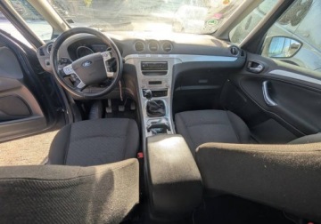 Ford Galaxy III Van 2.0 Duratorq TDCi 140KM 2008 Ford Galaxy Ford Galaxy 2,0 TDCI 7-osobowy 2.0 Diesel 140KM, zdjęcie 3