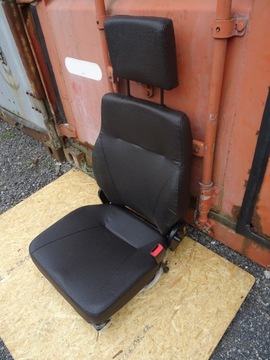 СИДЕНИЕ ISRI 19327/0400 61070289205-8