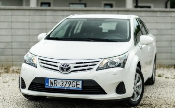 Toyota Avensis III Wagon Facelifting 1.8 Valvematic 147KM 2014 Toyota Avensis 1.8 benzyna 147KM LIFT po serwisie bezwypadkowy 1.8 Benzyna, zdjęcie 6