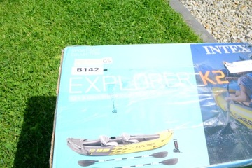 Поврежденный надувной каяк с веслами Intex Explorer K2