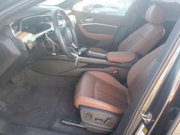 Audi Q8 2024 Audi Q8 Sportback e-tron Premium Plus 2024 Elektryczny 402KM, zdjęcie 7