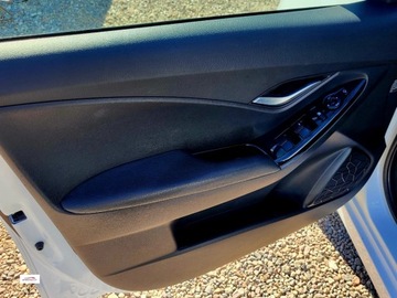 Hyundai ix20 Mikrovan 1.4 CRDi 90KM 2011 Hyundai ix20 Po oplatach,swiezo sprowadzony, GWARANCJA 1.4 Diesel, zdjęcie 11