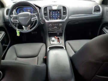 Chrysler 300C II 2022 Chrysler 300 2022r., Touring, 3.6L, od ubezpieczalni 3.6 Benzyna 296KM, zdjęcie 7