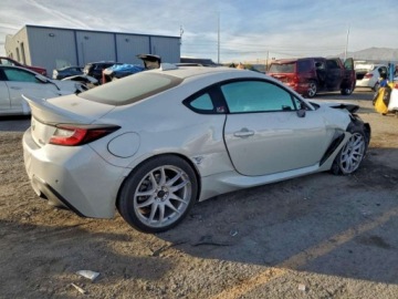 Toyota GR86 2022 Toyota GR86 2022r., Premium, 2.4L, od ubezpieczalni 2.4 Benzyna 231KM, zdjęcie 3