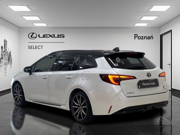 Toyota Corolla XII TS Kombi Facelifting 1.8 Hybrid 140KM 2023 Toyota Corolla 1.8 Hybrid GR Sport Dynamic Seria E, zdjęcie 8