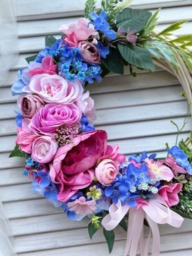 WIANEK KWIATOWY NA DRZWI WIOSENNY WIENIEC WIKLINOWY RÓŻOWY NIEBIESKI