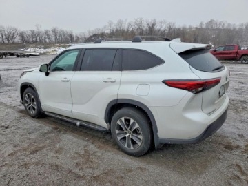 Toyota Highlander III 2022 Toyota Highlander XLE 2022 3.5 Benzyna 295KM, zdjęcie 1