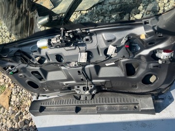 FORD B-MAX VÍKO KUFRU KUFRU ZADNÍ MAGNETICKÁ  GREY