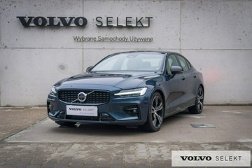 Volvo S60 III Sedan Facelifting 2.0 B5 250KM 2024 Volvo S60 B5 Ultimate Dark Mild Hybrid Benzyna