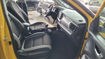 Kia Stonic I Crossover 1.6 CRDi 110KM 2017 Kia Stonic Stonic BI-COLOR Klimatronik Navi Bardzo ladny stan MOZLIWA ZAMI, zdjęcie 31