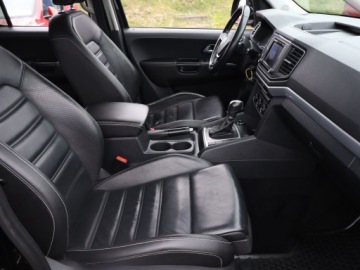 Volkswagen Amarok I Pick Up Double Cab Facelifting 3.0 TDI 224KM 2017 VW Amarok V6 3.0 TDI, Salon Polska, 221 KM, 4X4, zdjęcie 8