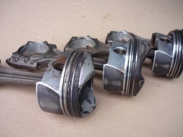 TŁOK KORBOWÓD VW AUDI SEAT SKODA 2.0 FSI BLR 06BH